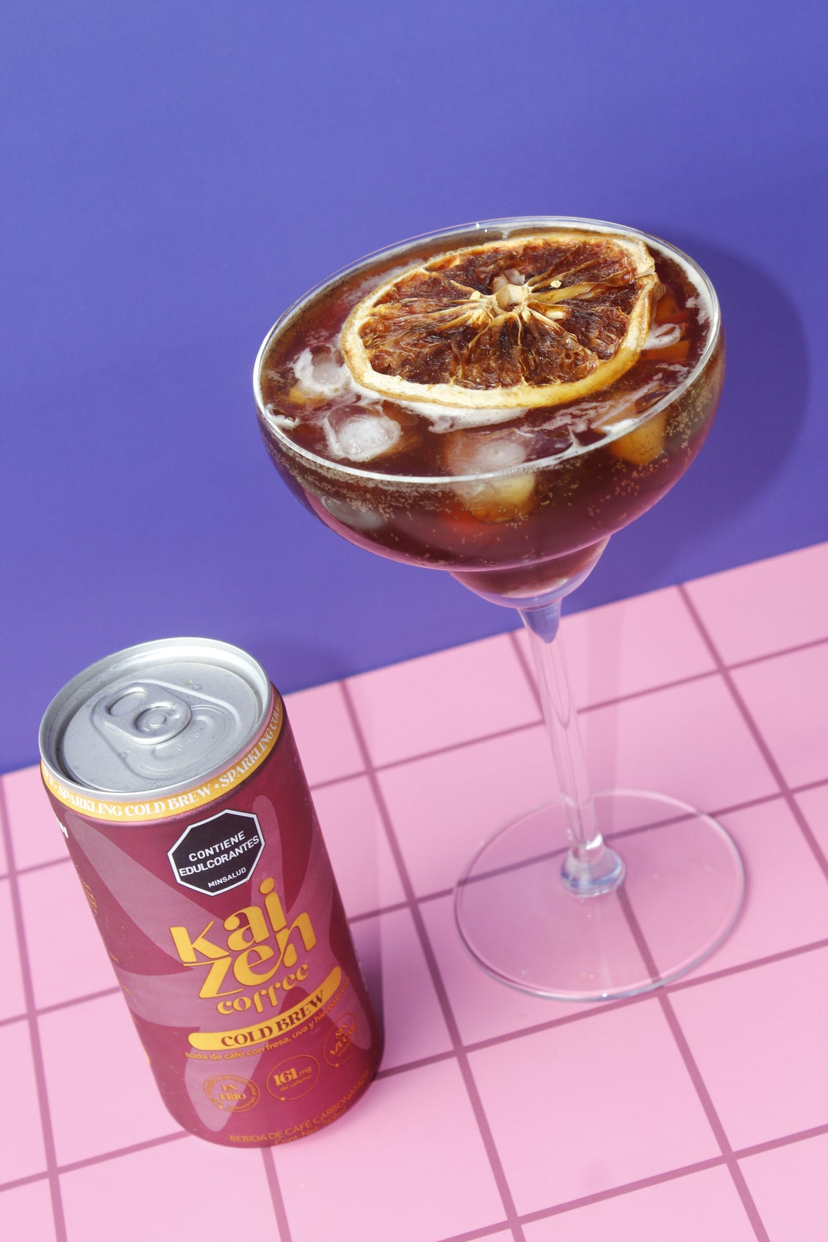 Cold brew Frutos Rojos (Fresa, Uva y hierbabuena) | Kaizen Coffee